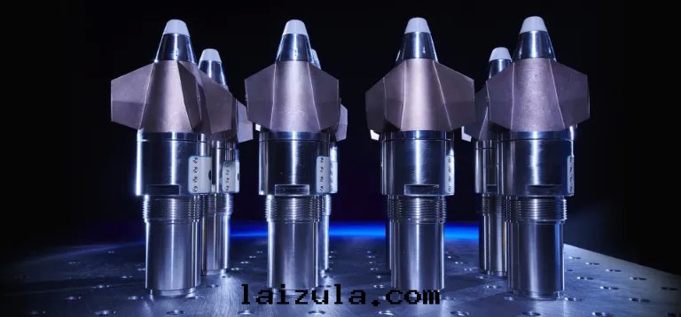 人(rén)工智能在(zài)精确制導彈藥低成(chéng)本(běn)設計(jì)中(zhōng)的(de)运用(yòng)